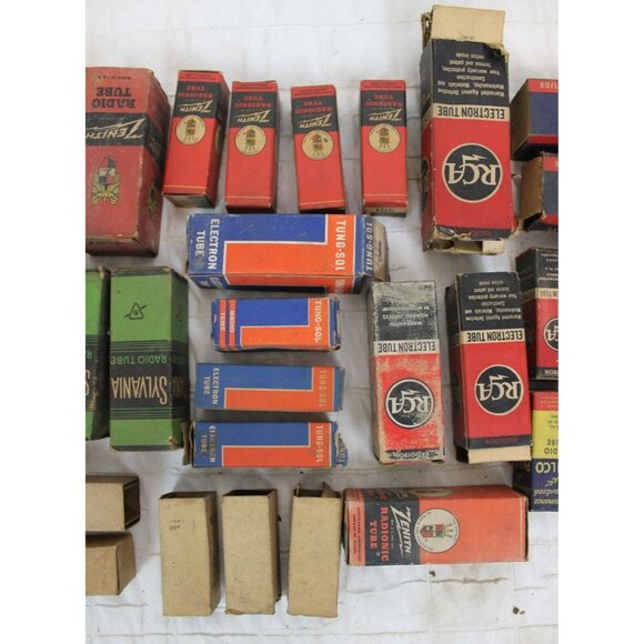 33 Pc VTG 40's 50's Radio Electron Tube Lot TV Vacuum Light RCA Zenith Fall Out - Picture 7 of 8
